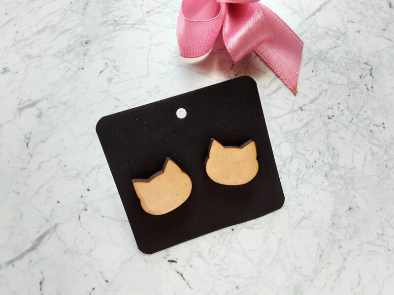 Light brown wooden cat earrings