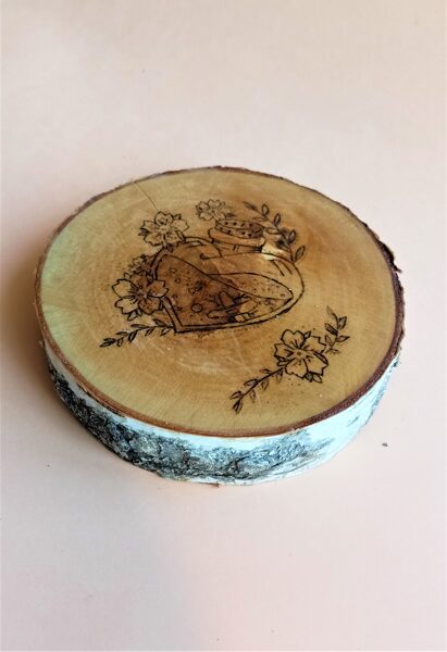 Decorative wooden wheel "Healing heart"